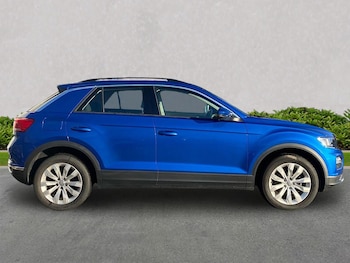 Used Volkswagen T-Roc 2020 for sale - 76778309: Photo