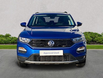 Used Volkswagen T-Roc 2020 for sale - 76778309: Photo