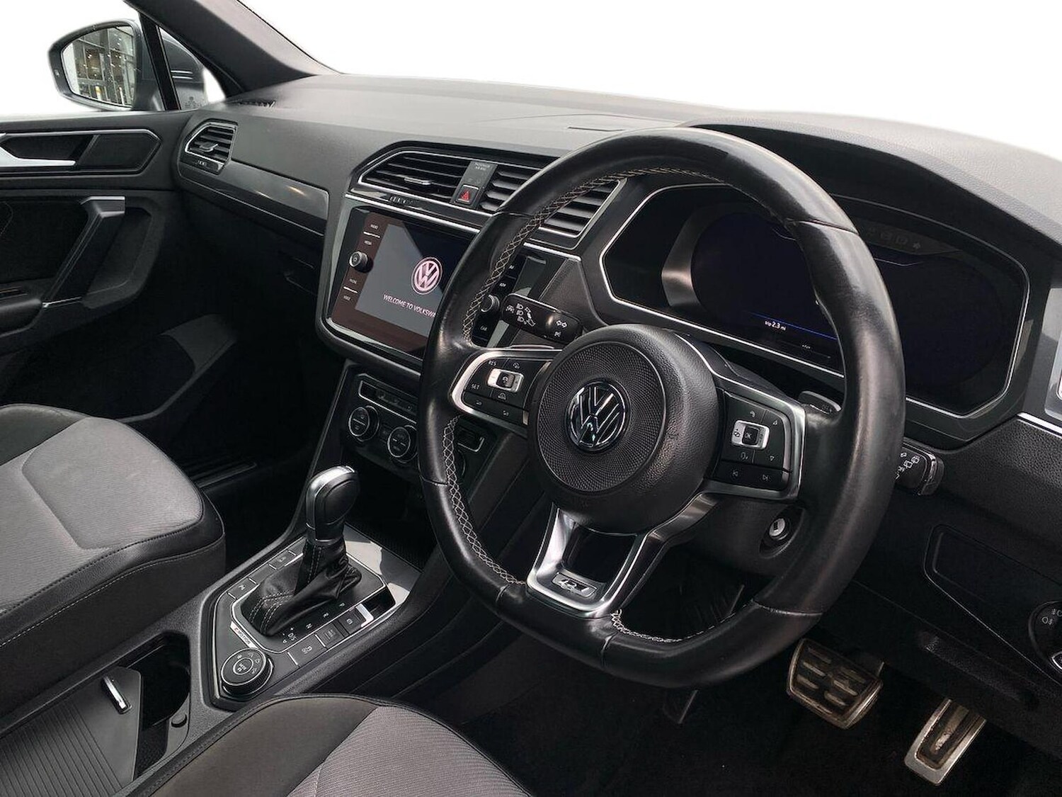 Used Volkswagen Tiguan 2018 for sale - 78195773: Photo 10