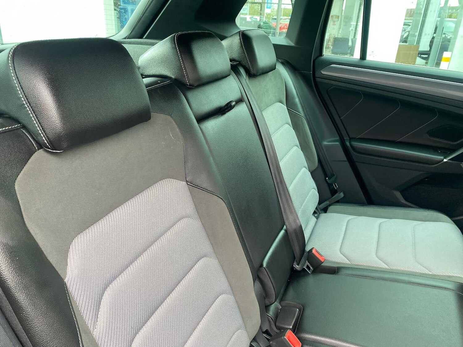 Used Volkswagen Tiguan 2018 for sale - 78195773: Photo 11