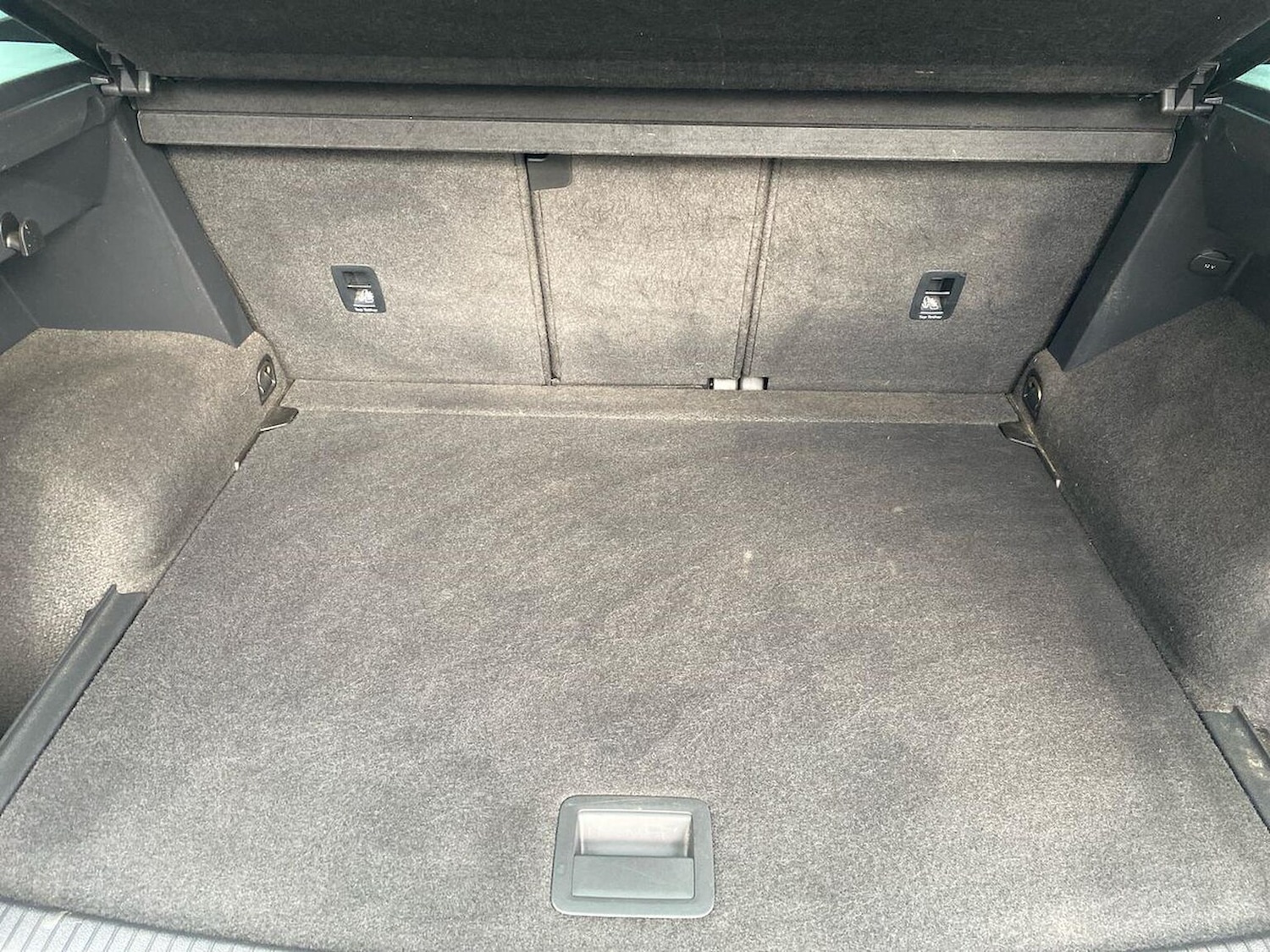 Used Volkswagen Tiguan 2018 for sale - 78195773: Photo 12