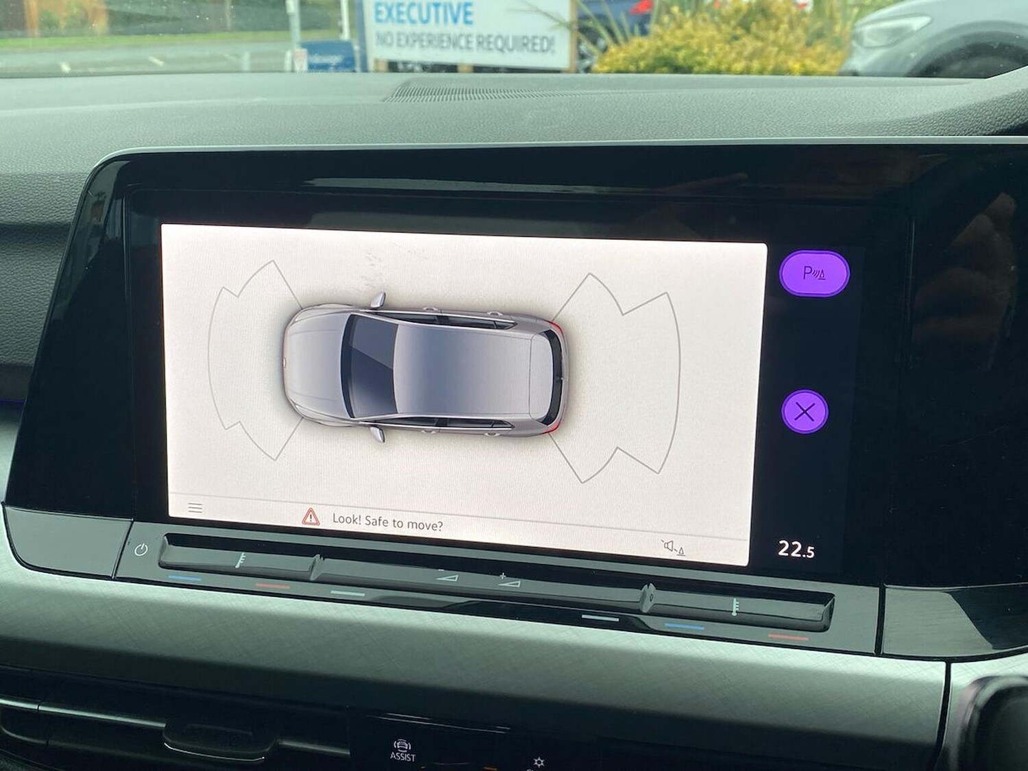 Used Volkswagen Golf 2020 for sale - 77845373: Photo 18