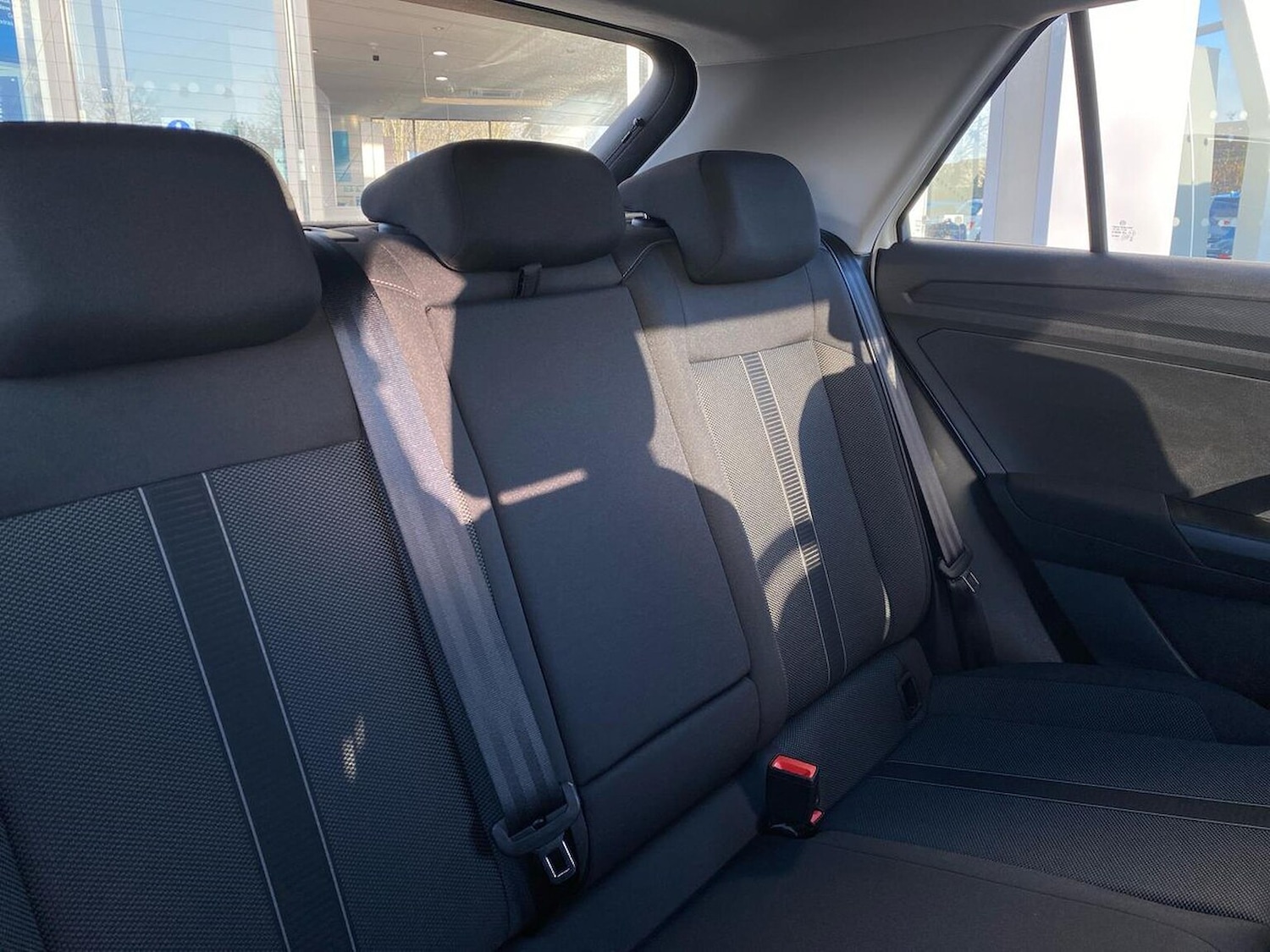 Used Volkswagen T-Roc 2022 for sale - 76599040: Photo 12