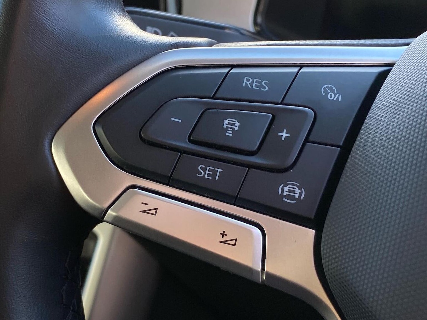 Used Volkswagen T-Roc 2022 for sale - 76599040: Photo 19