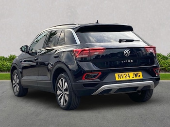 Used Volkswagen T-Roc 2024 for sale - 78470170: Photo