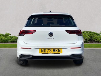 Used Volkswagen Golf 2023 for sale - 75982169: Photo