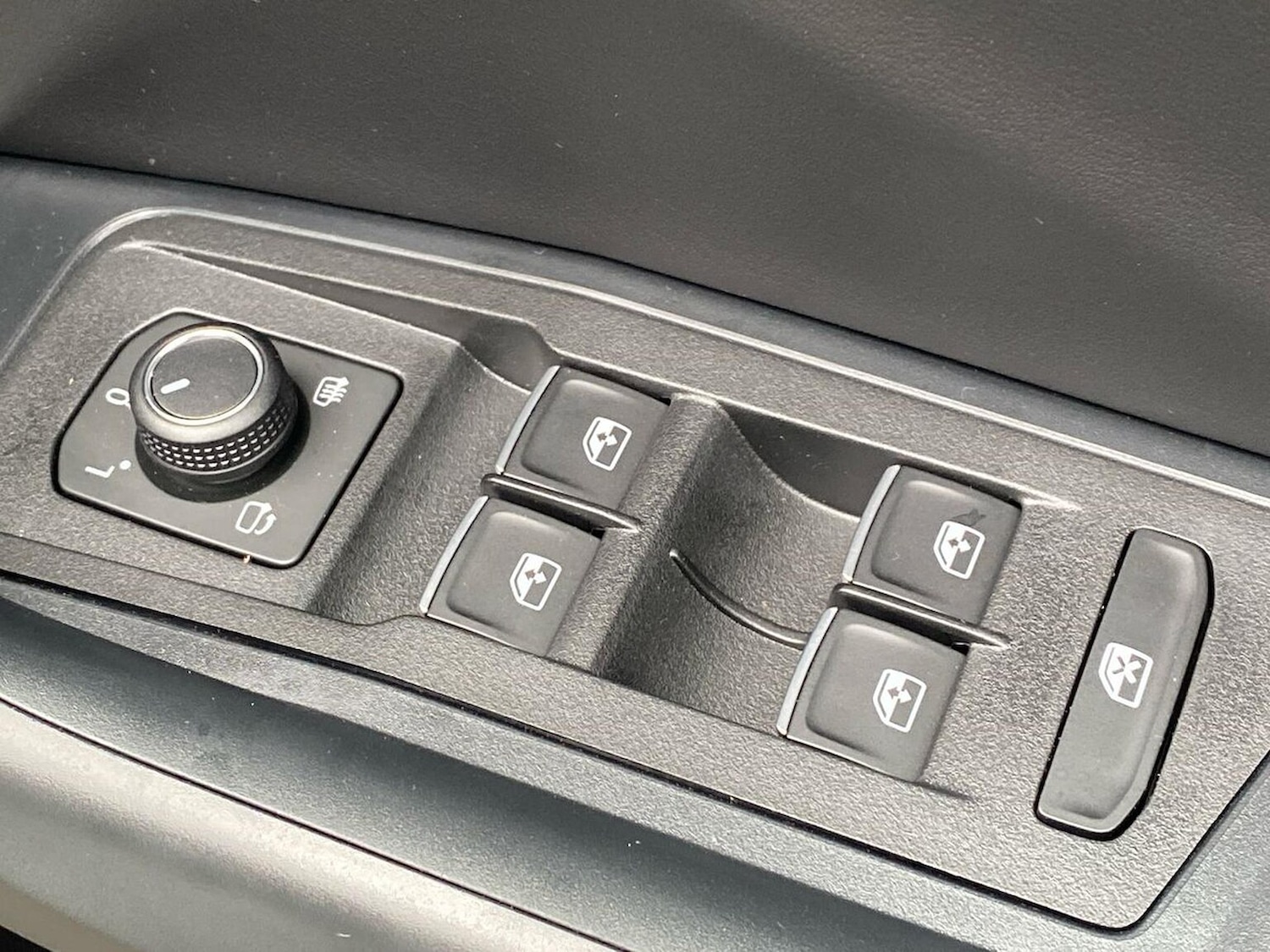 Used Volkswagen T-Roc 2025 for sale - 76464682: Photo 21