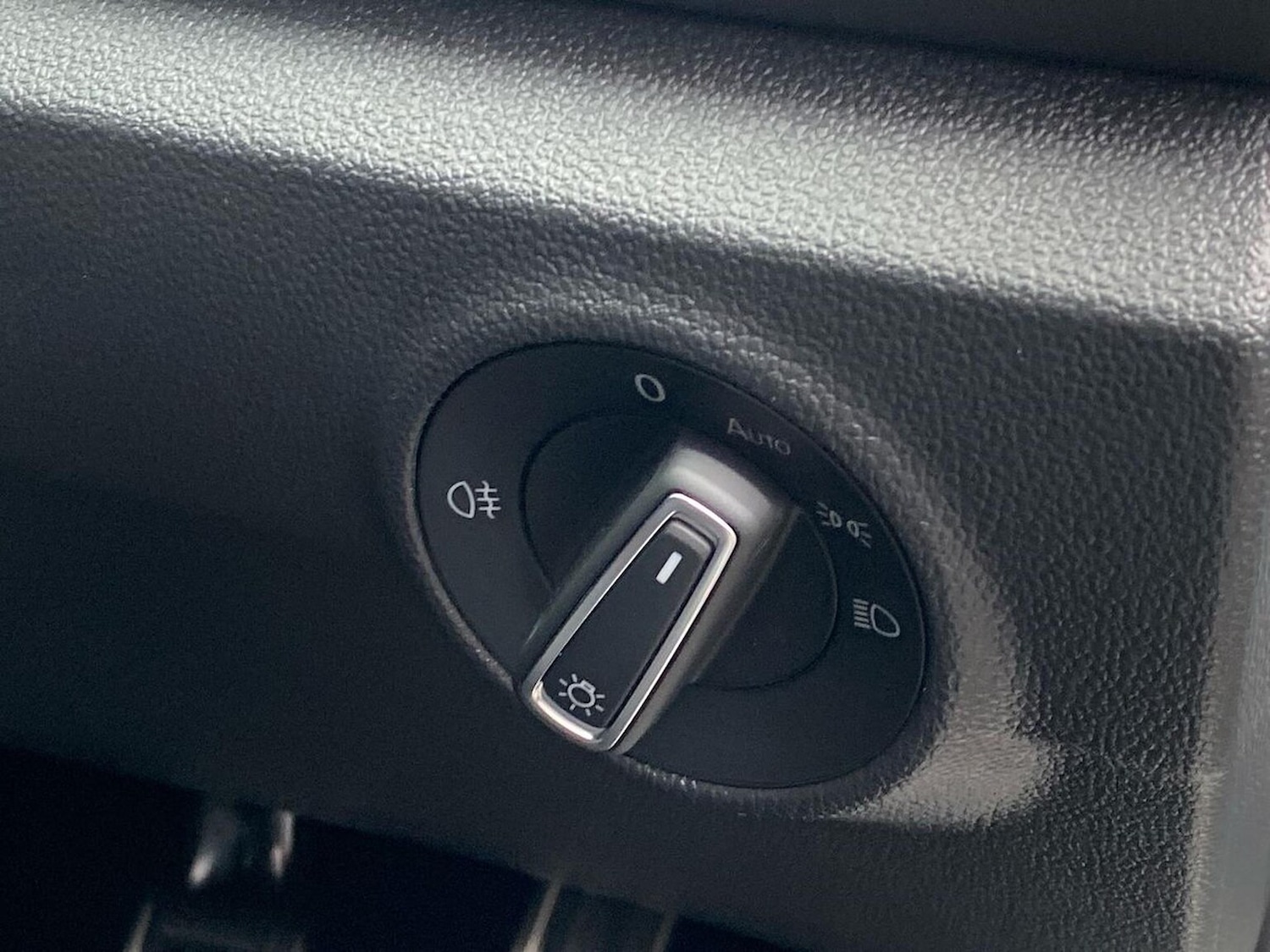 Used Volkswagen T-Roc 2025 for sale - 76464682: Photo 22