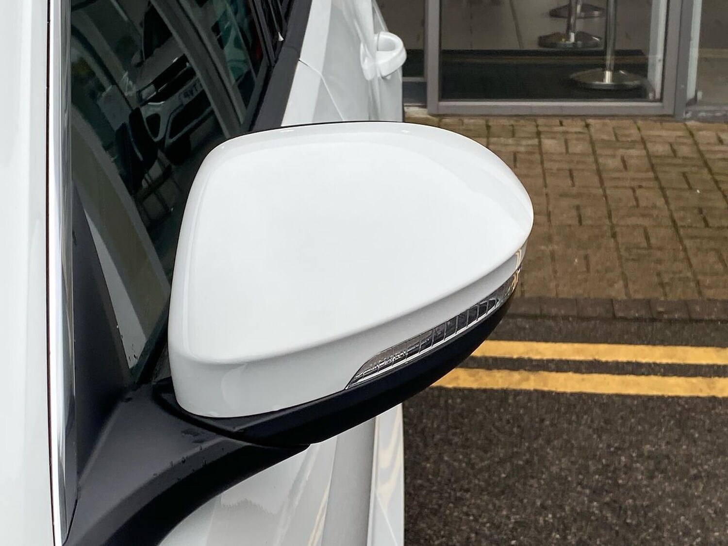 Used Volkswagen T-Roc 2025 for sale - 76464682: Photo 39