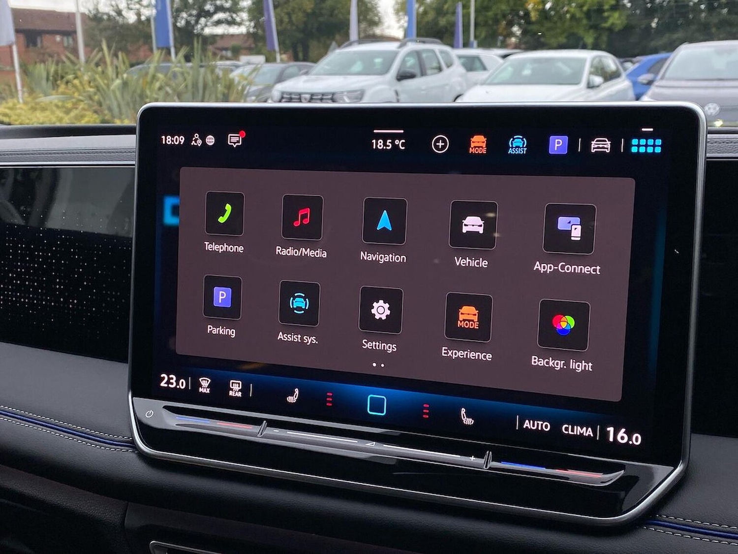 Used Volkswagen Tiguan 2025 for sale - 77555331: Photo 11