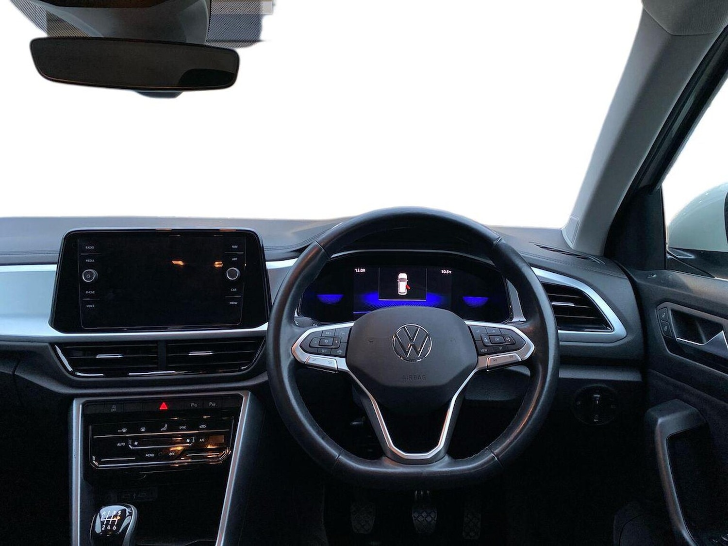 Used Volkswagen T-Roc 2022 for sale - 77056767: Photo 10