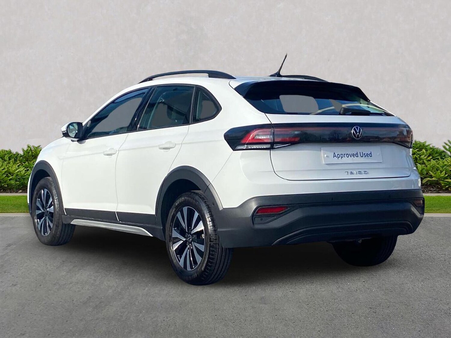 Used Volkswagen Taigo 2024 for sale - 78195619: Photo 2