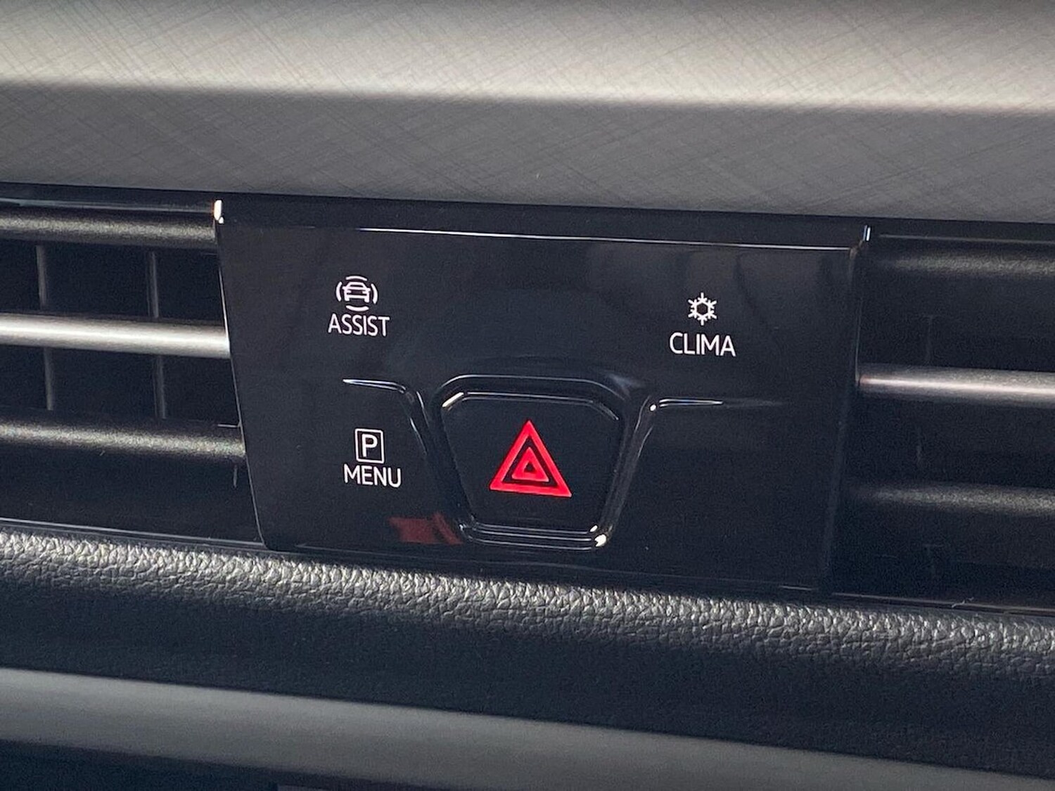 Used Volkswagen Golf 2025 for sale - 77487660: Photo 22