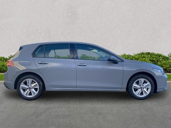 Used Volkswagen Golf 2025 for sale - 77487660: Photo