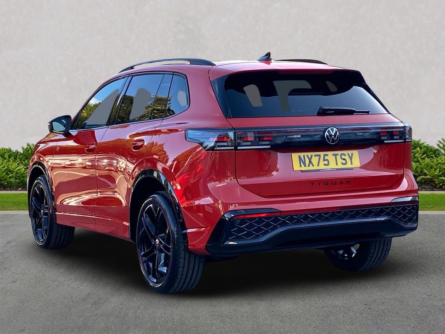 Used Volkswagen Tiguan 2025 for sale - 75994923: Photo 2