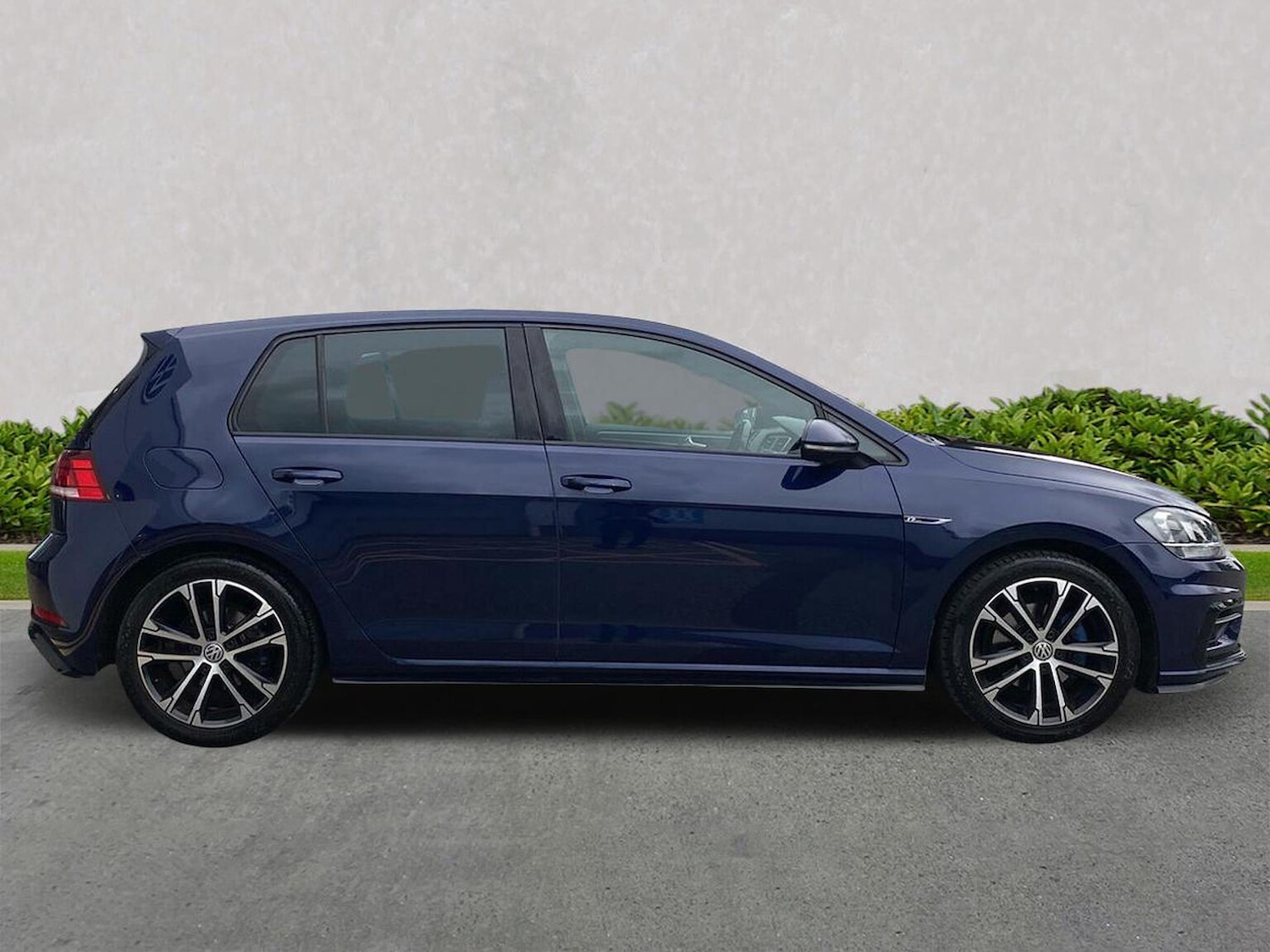 Used Volkswagen Golf 2019 for sale - 76107189: Photo 3