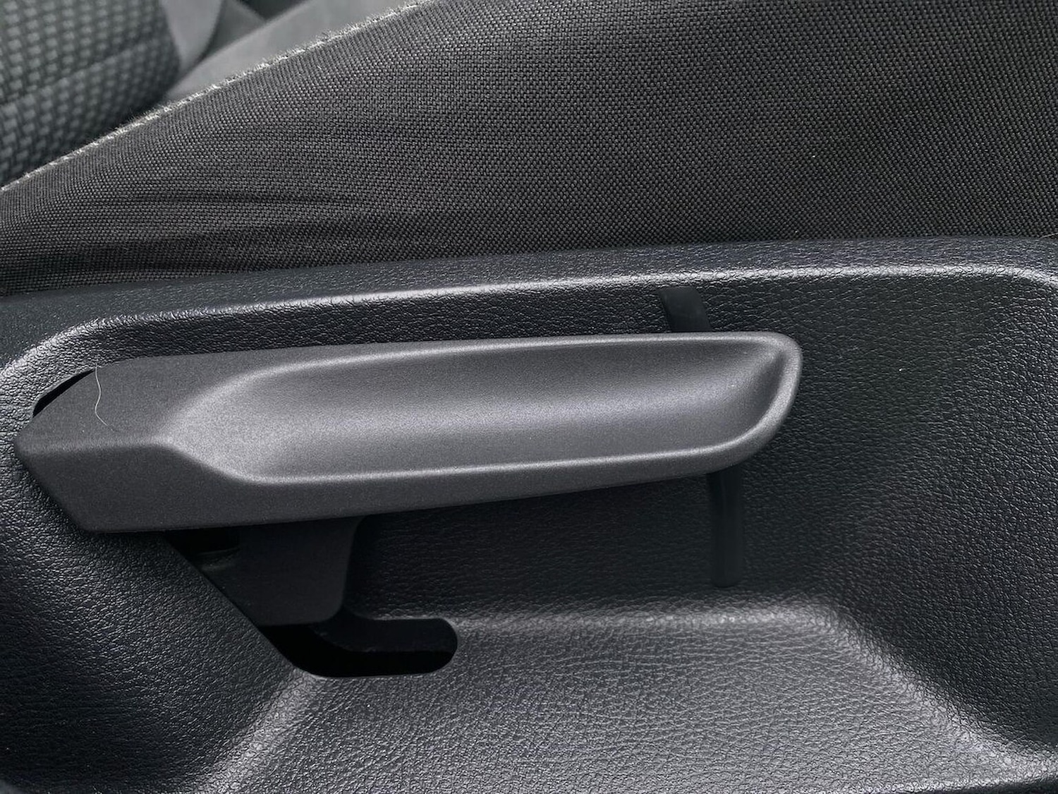 Used Volkswagen Golf 2019 for sale - 76107189: Photo 30