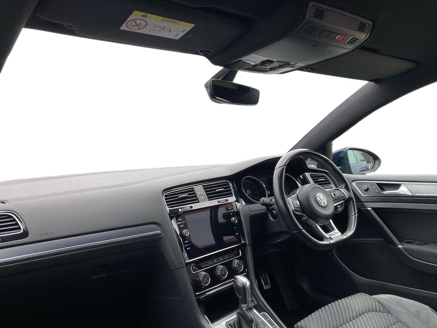 Used Volkswagen Golf 2019 for sale - 76107189: Photo 7