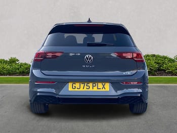 Used Volkswagen Golf 2025 for sale - 79501020: Photo