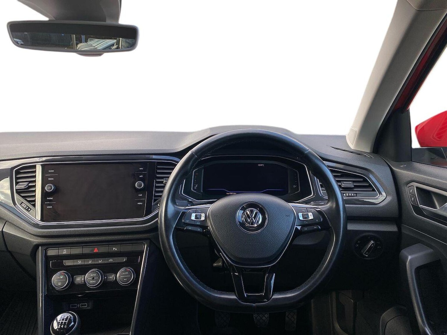 Used Volkswagen T-Roc 2018 for sale - 78139593: Photo 8