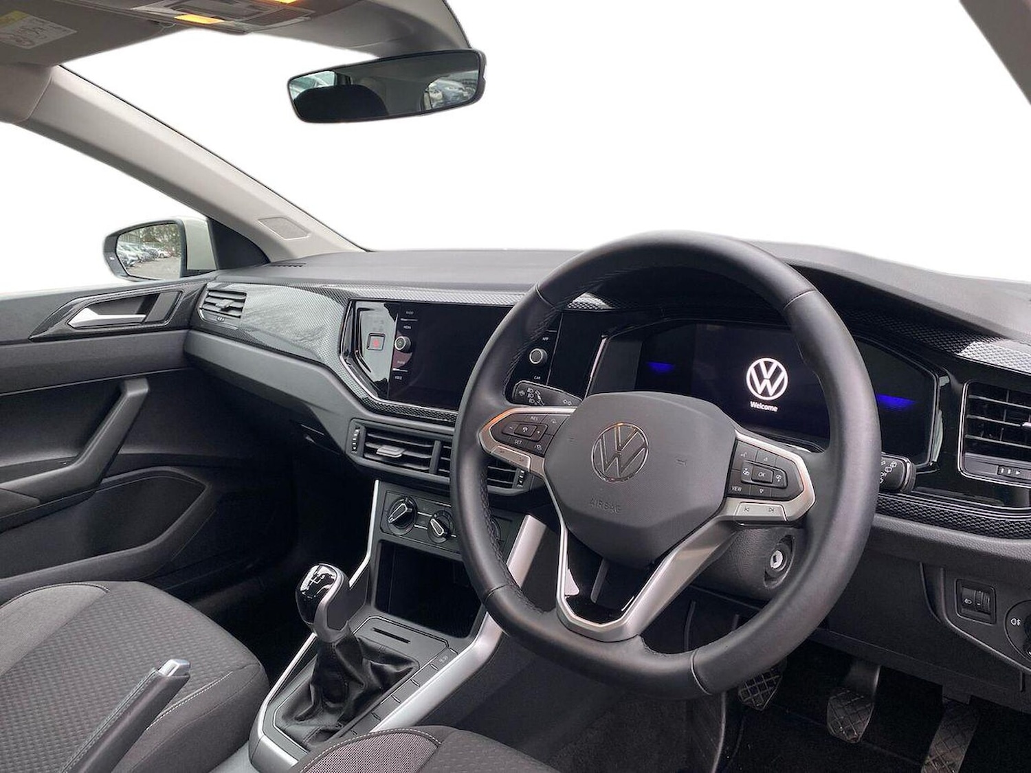 Used Volkswagen Polo 2024 for sale - 76920071: Photo 12