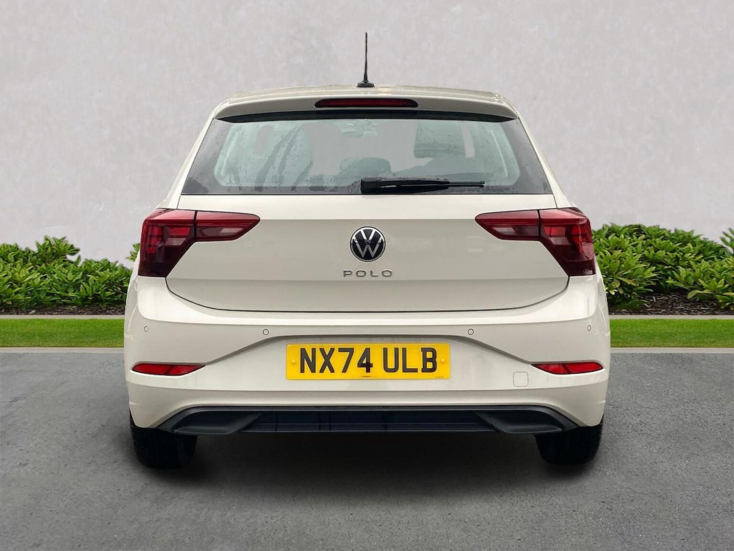 Used Volkswagen Polo 2024 for sale - 76920071: Photo 4