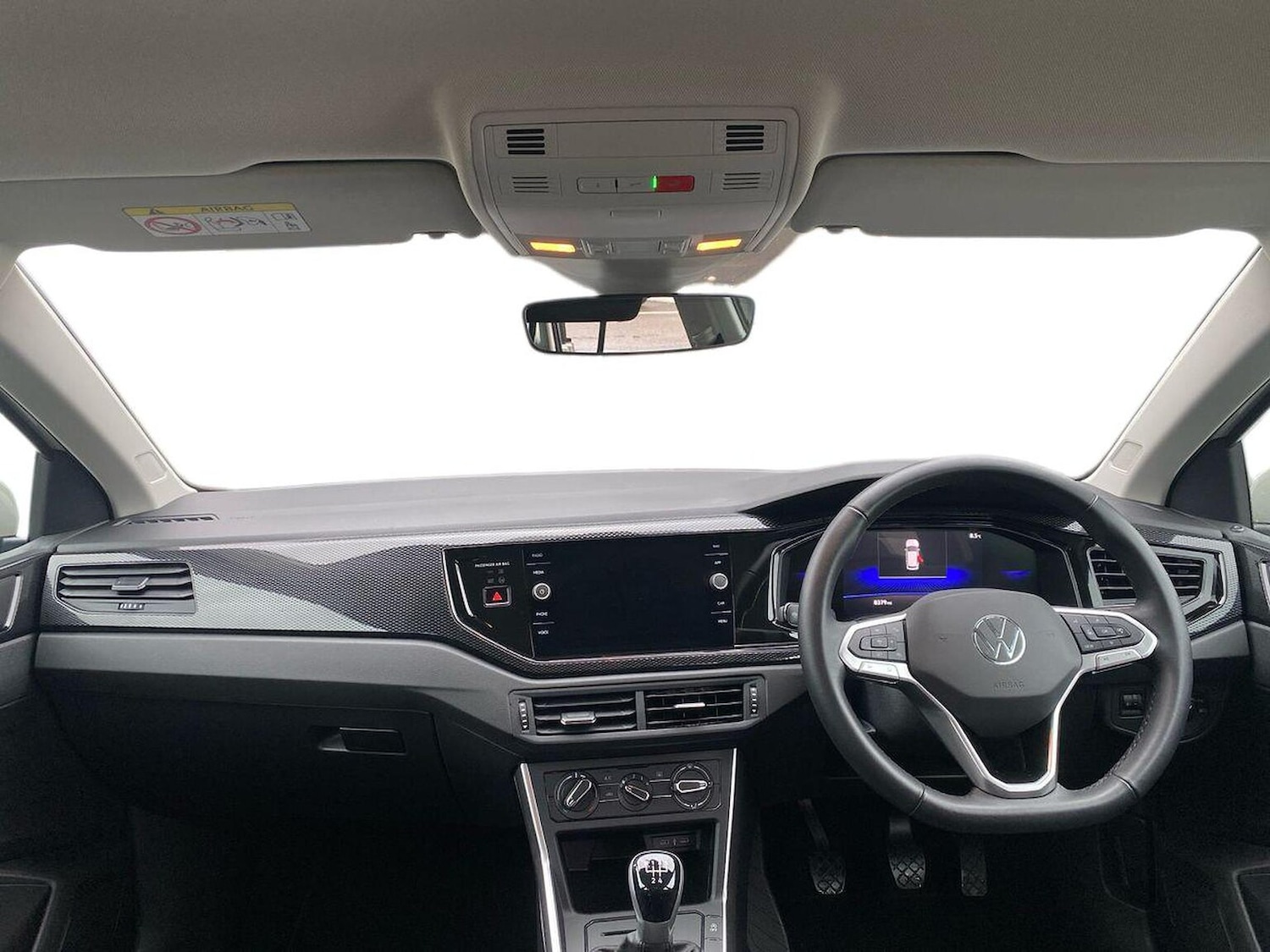 Used Volkswagen Polo 2024 for sale - 76920071: Photo 8