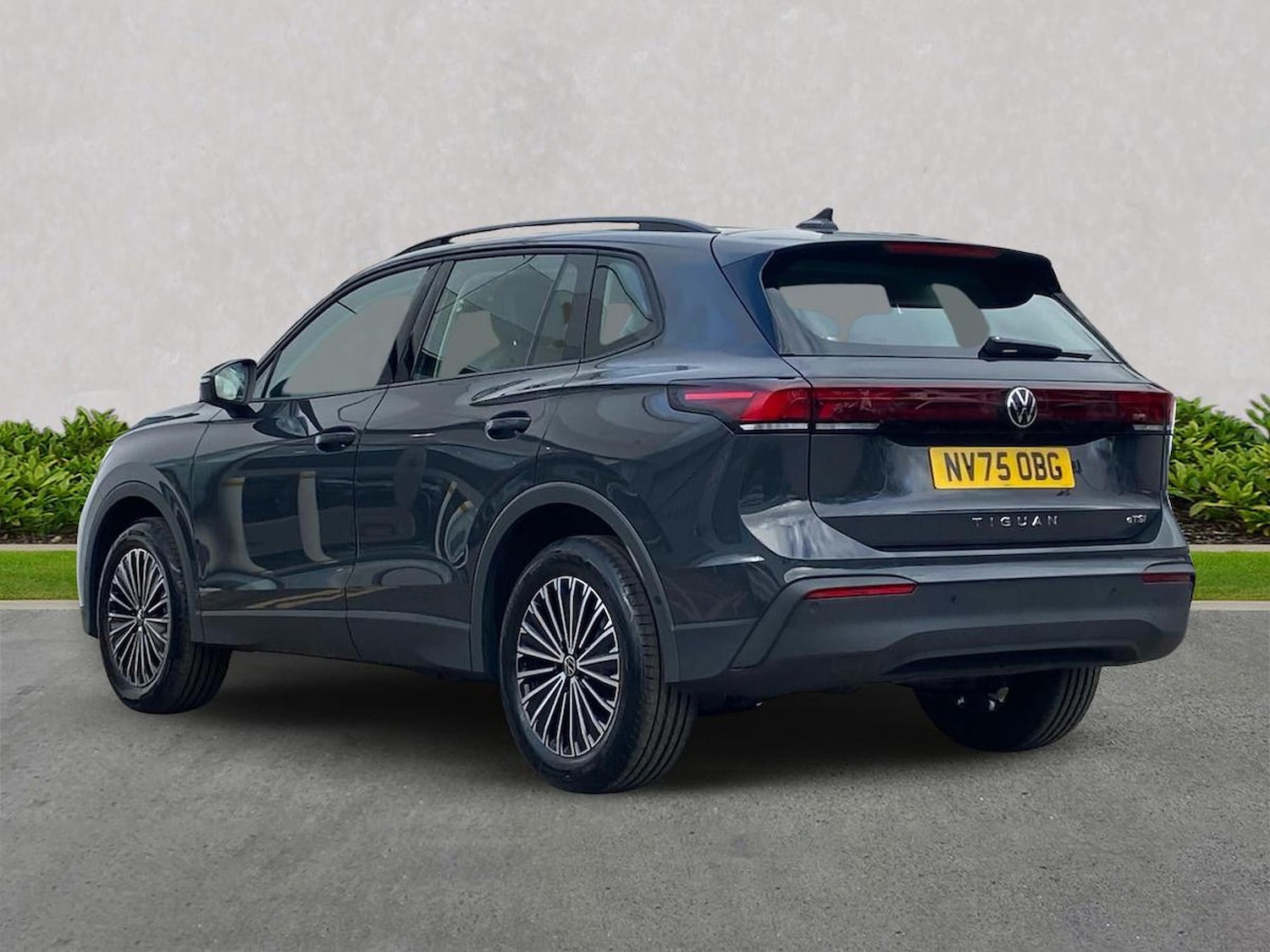 Used Volkswagen Tiguan 2026 for sale - 77888634: Photo 2