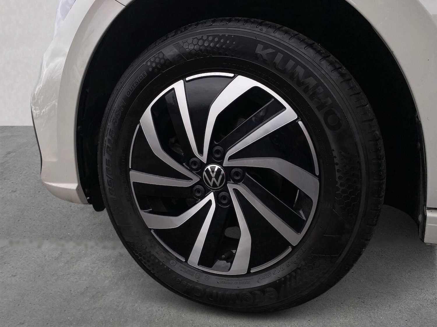 Used Volkswagen Polo 2023 for sale - 78195474: Photo 5