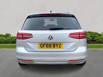 Used Volkswagen Passat 2018 for sale - 78250998: Photo