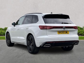 Used Volkswagen Touareg 2025 for sale - 75750126: Photo
