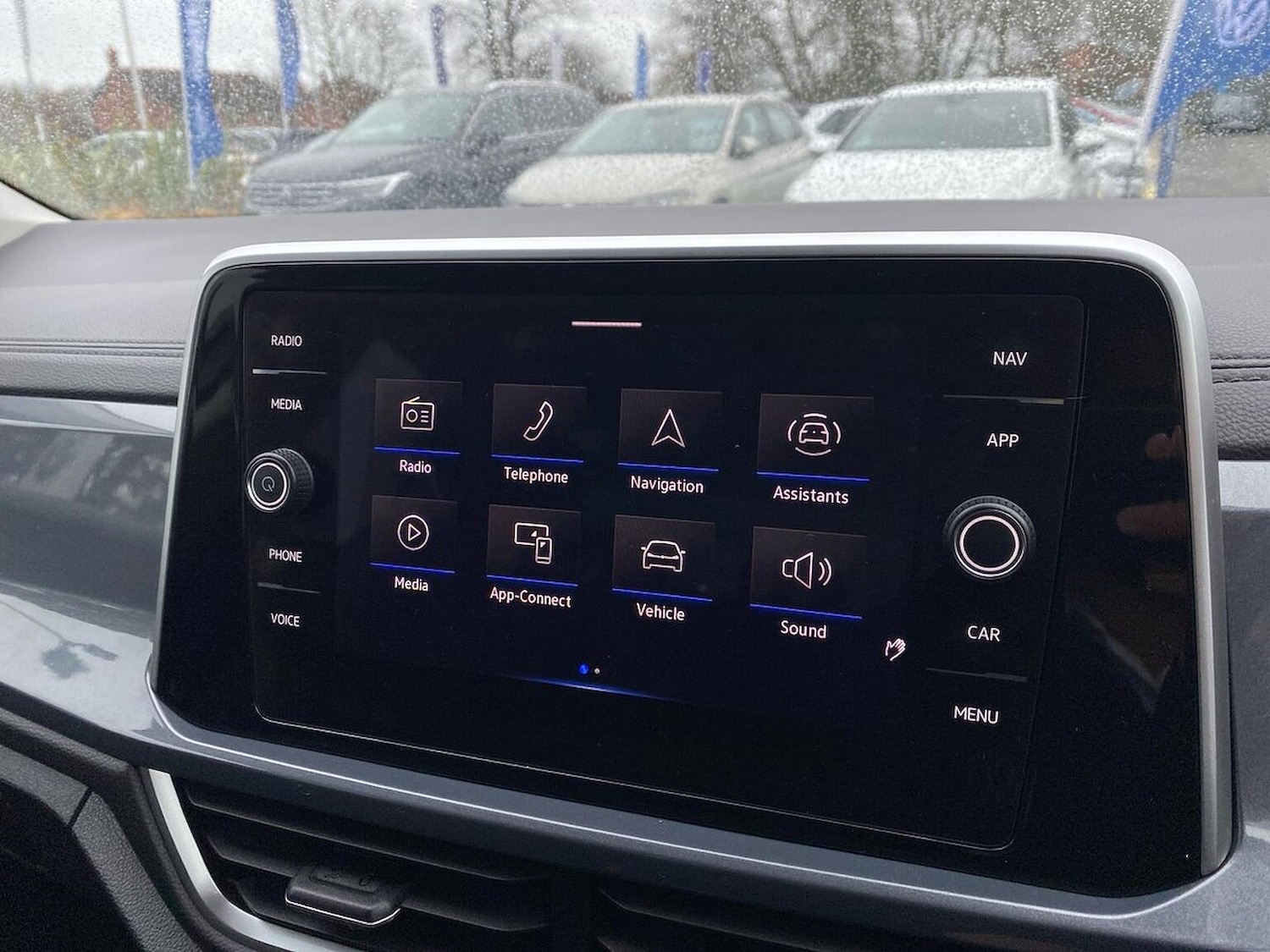 Used Volkswagen T-Roc 2022 for sale - 77916141: Photo 7