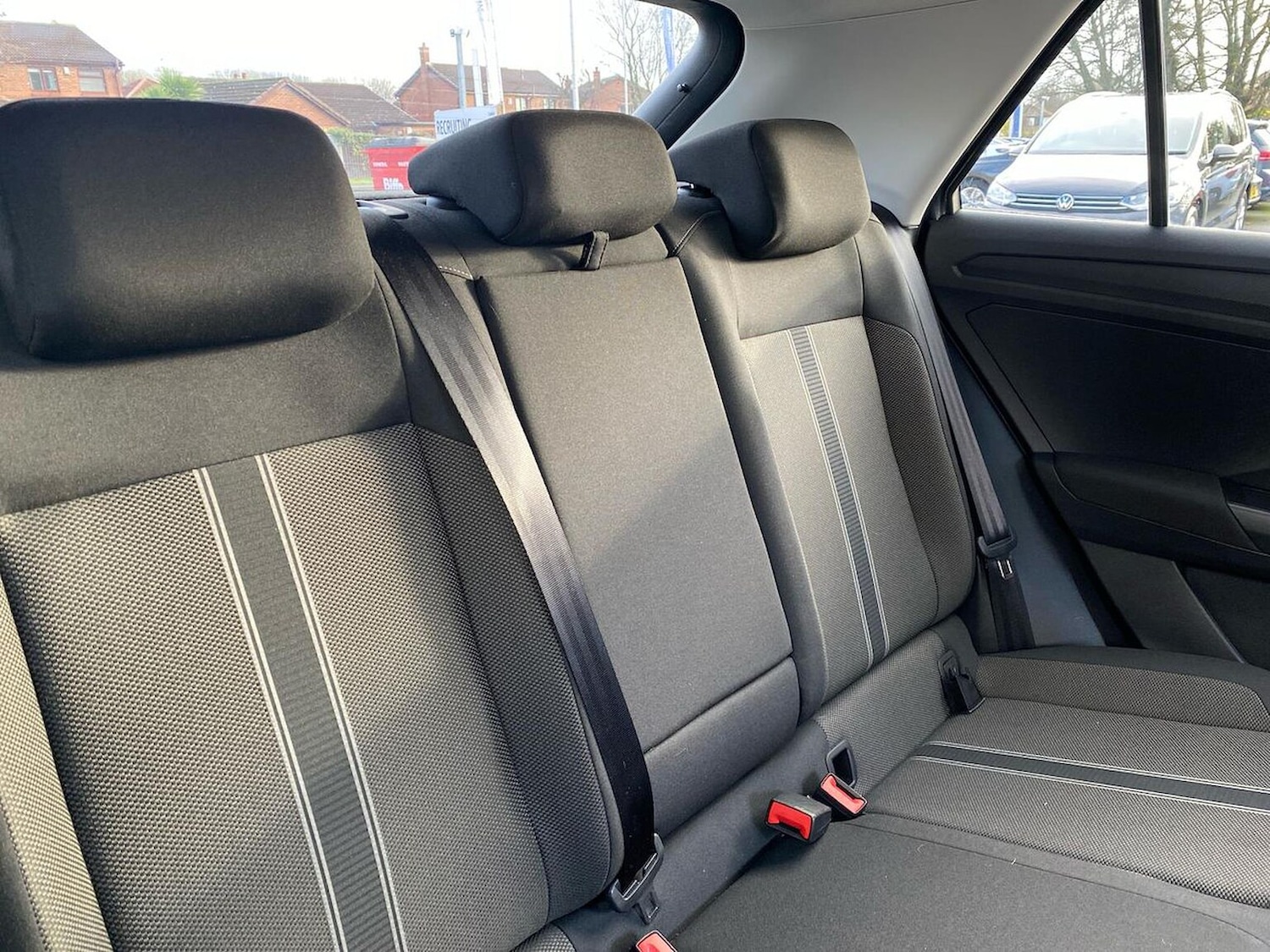 Used Volkswagen T-Roc 2021 for sale - 76846102: Photo 11