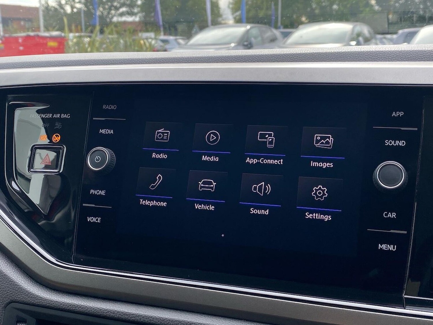 Used Volkswagen Polo 2018 for sale - 76588600: Photo 11