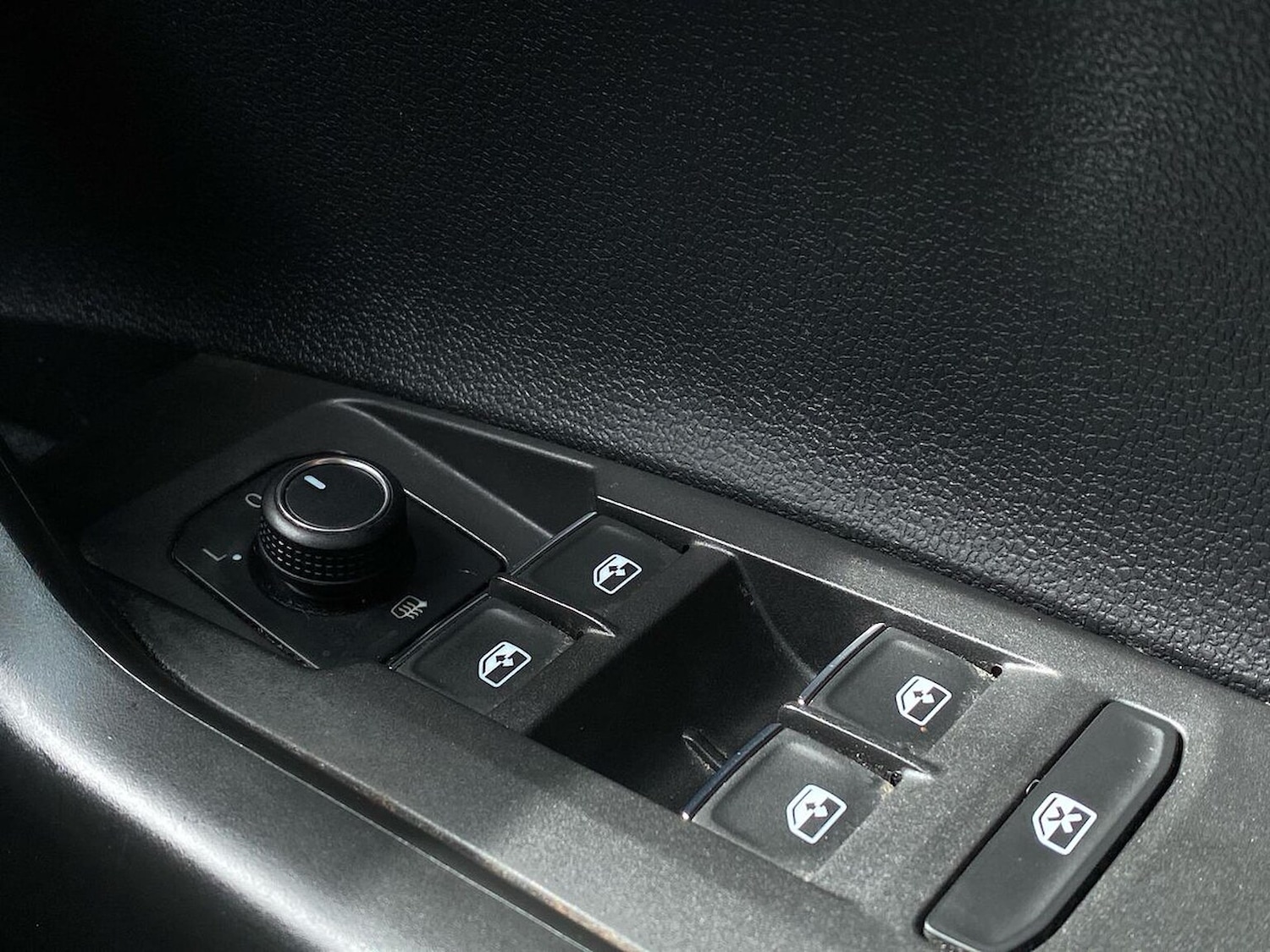 Used Volkswagen Polo 2018 for sale - 76588600: Photo 16