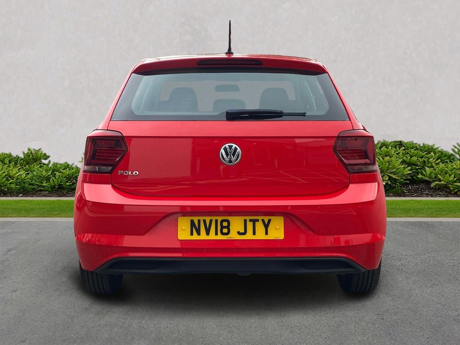 Used Volkswagen Polo 2018 for sale - 76588600: Photo 4