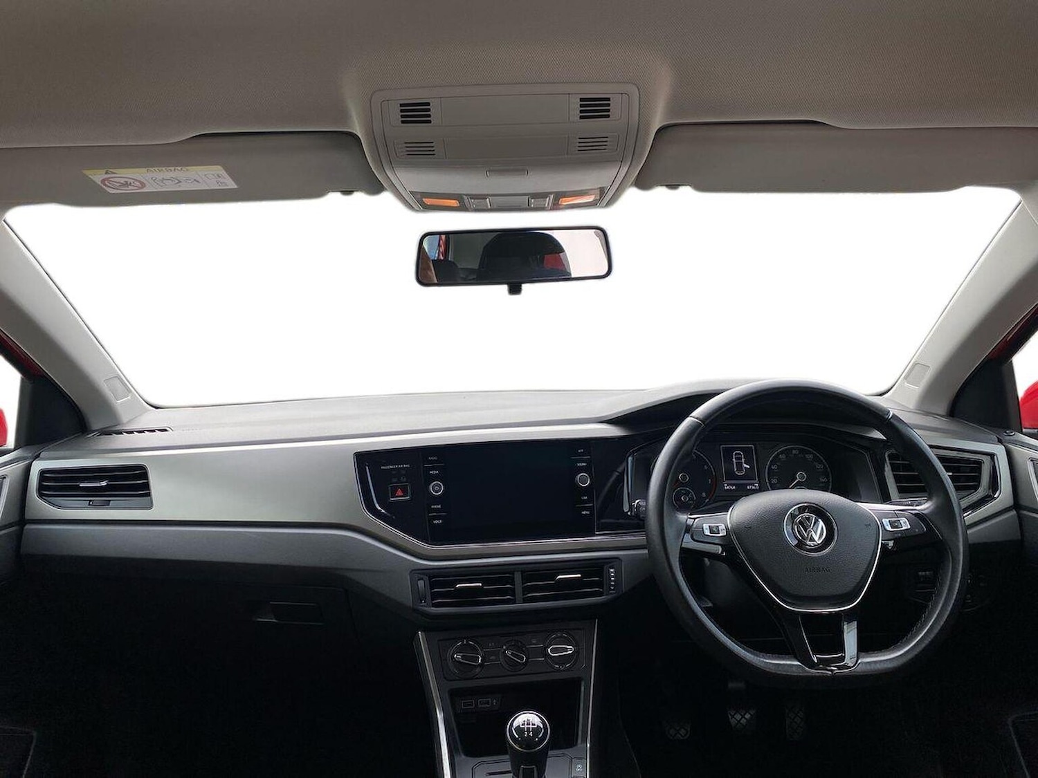 Used Volkswagen Polo 2018 for sale - 76588600: Photo 8