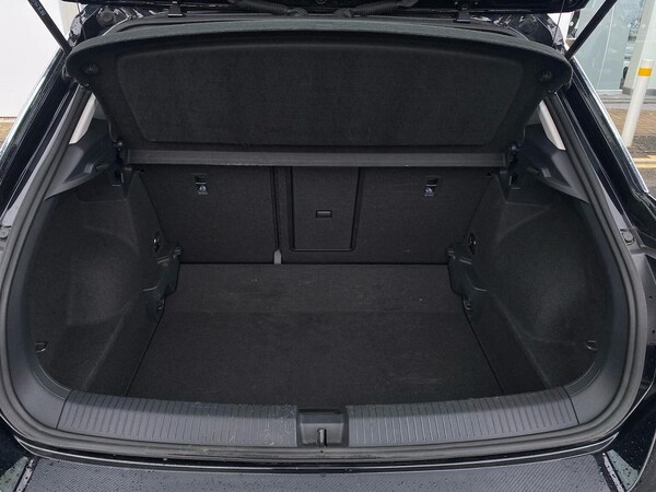 Used Volkswagen T-Roc 2022 for sale - 76030374: Photo 17