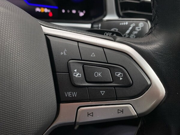 Used Volkswagen T-Roc 2022 for sale - 76030374: Photo 25