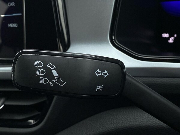 Used Volkswagen T-Roc 2022 for sale - 76030374: Photo 28