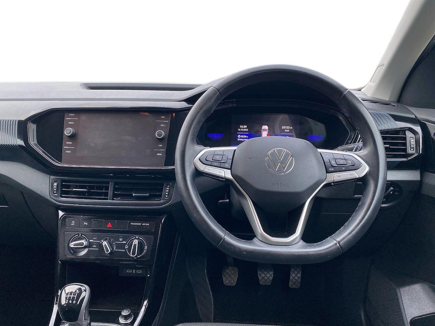 Used Volkswagen T-Cross 2023 for sale - 76293061: Photo 9