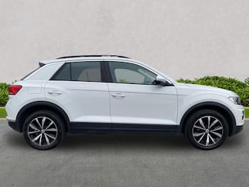 Used Volkswagen T-Roc 2019 for sale - 79703787: Photo