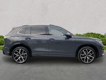 Used Volkswagen Tiguan 2025 for sale - 78470180: Photo