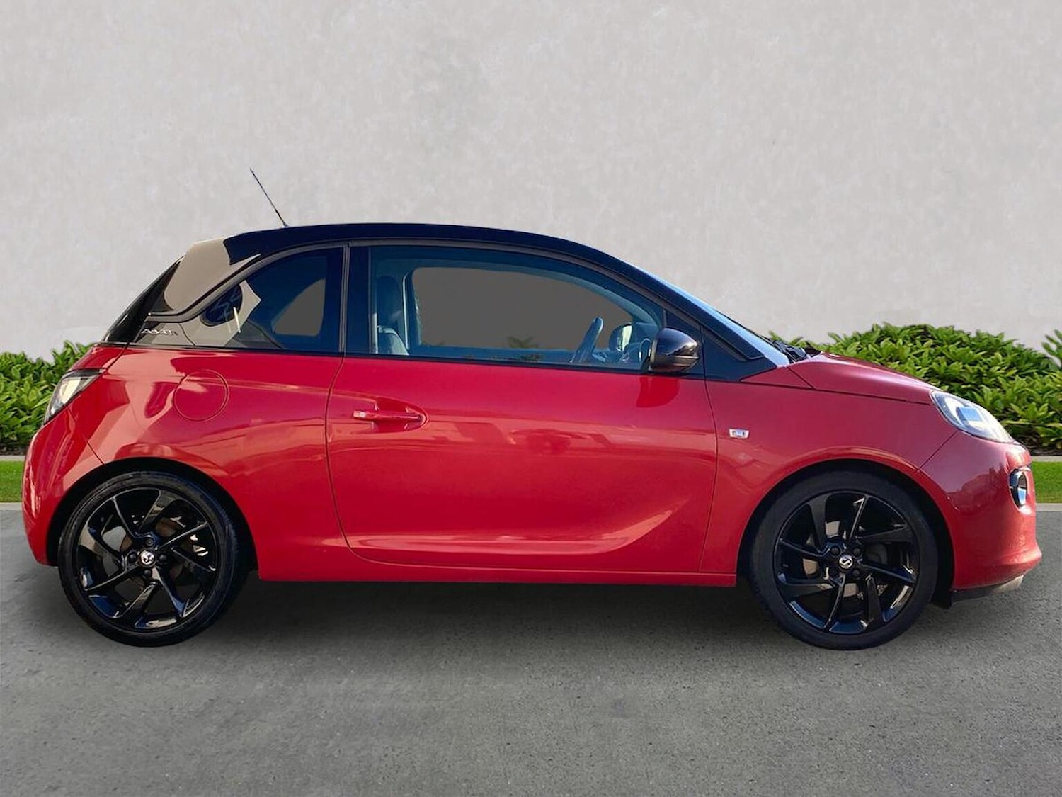 Used Vauxhall ADAM 2017 for sale - 76353681: Photo 3