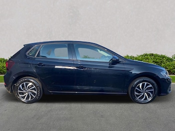 Used Volkswagen Polo 2023 for sale - 75604360: Photo
