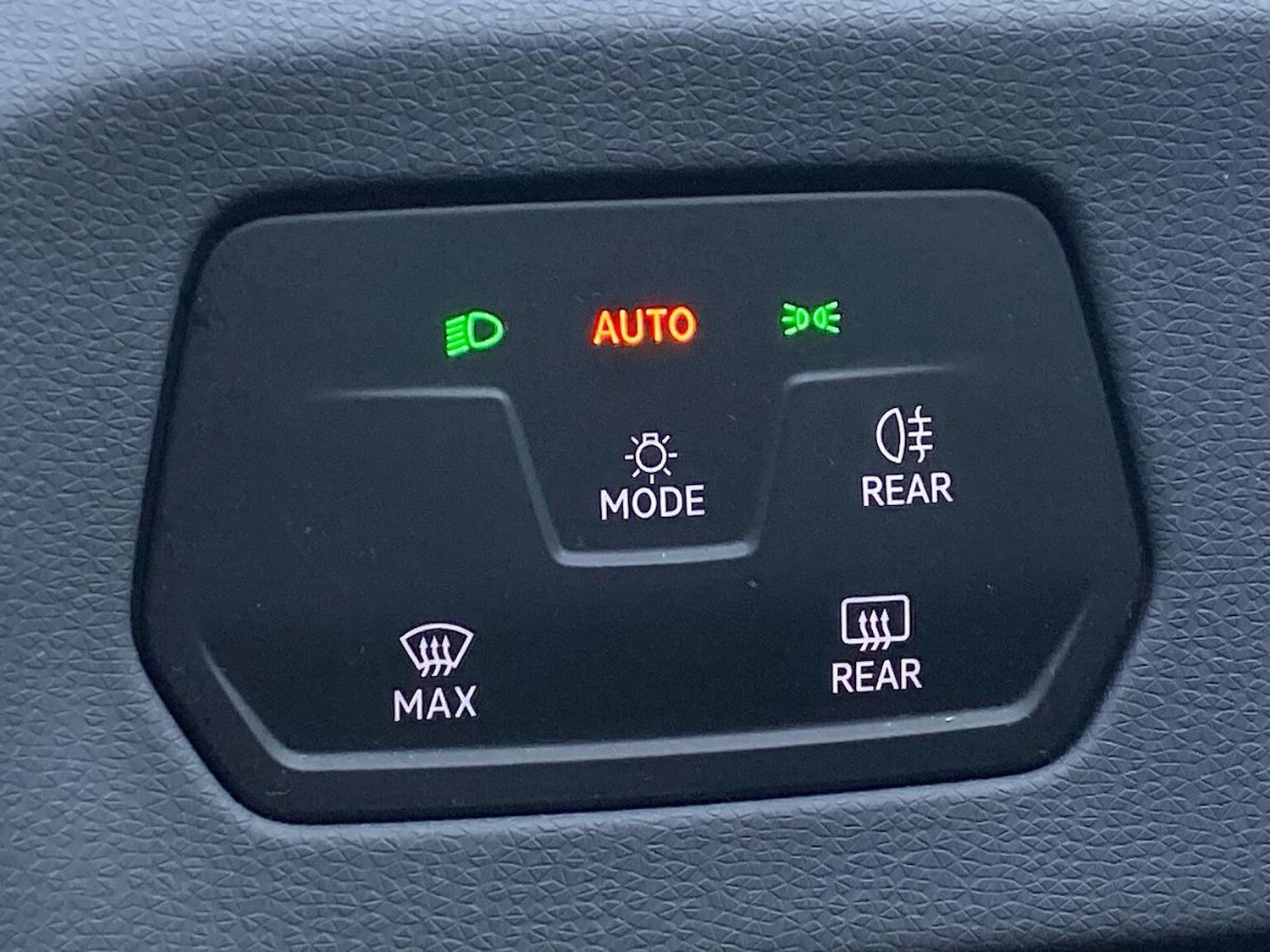 Used Volkswagen ID.3 2023 for sale - 78039371: Photo 17