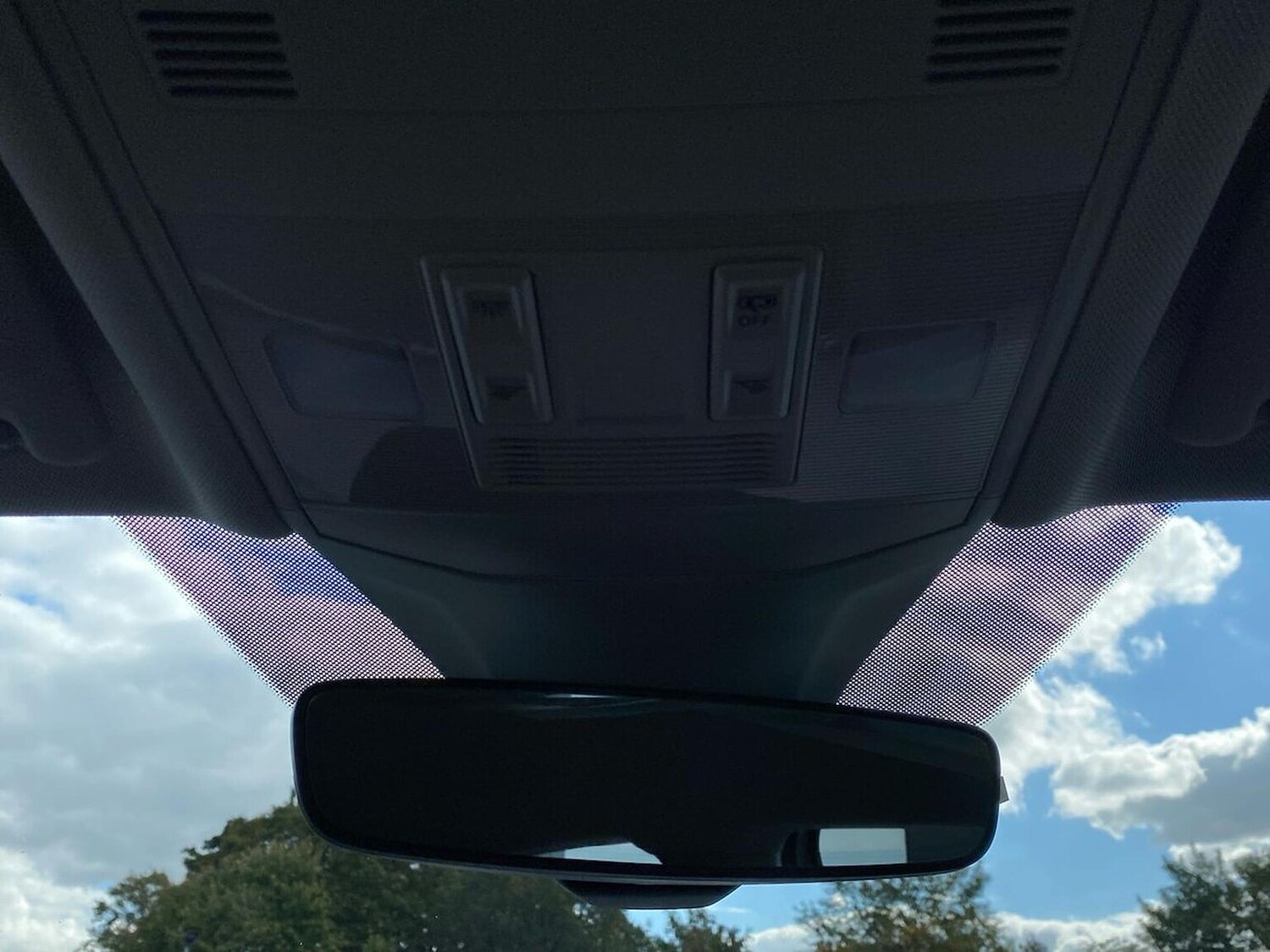 Used Volkswagen T-Cross 2025 for sale - 77487615: Photo 14