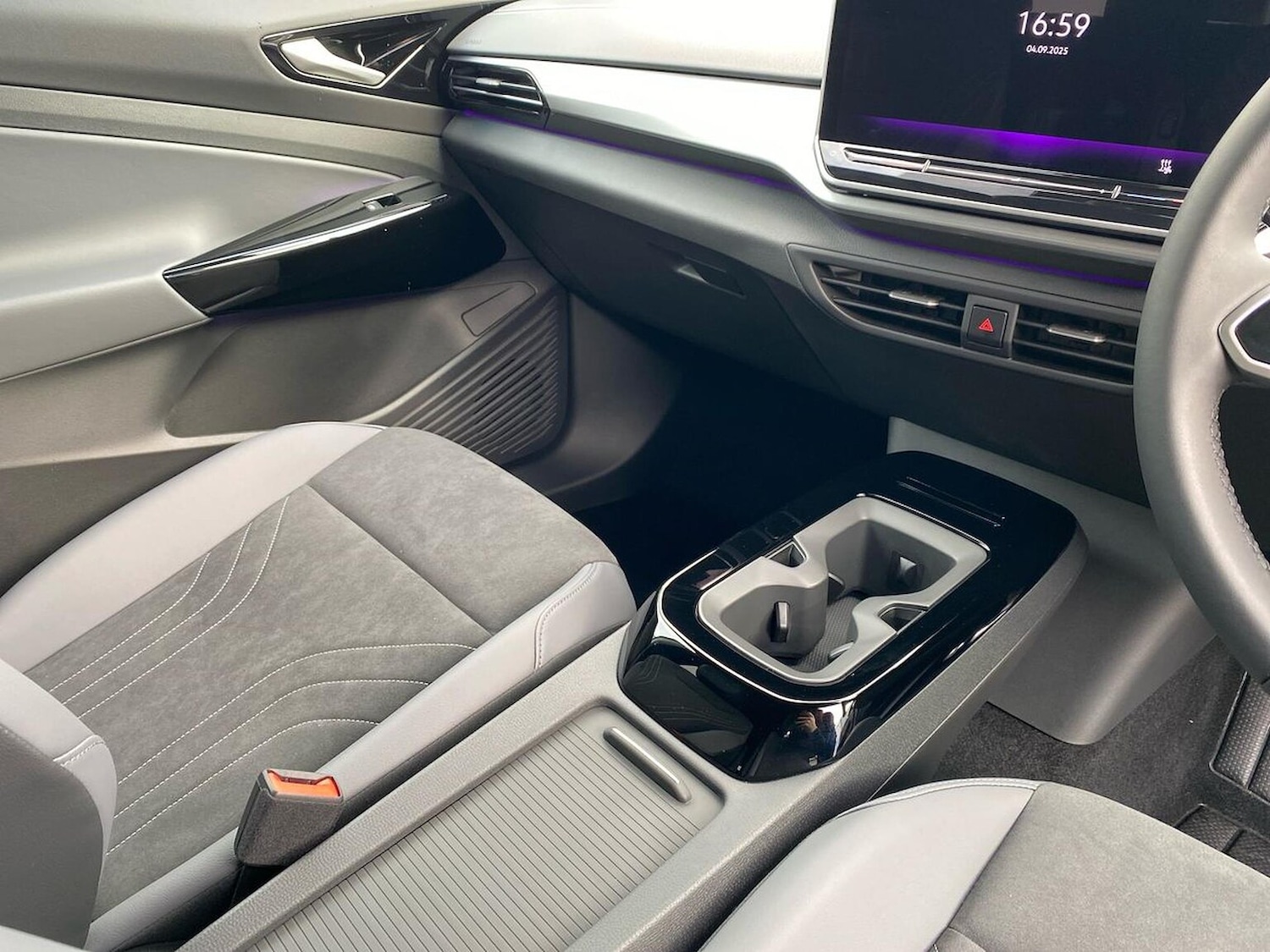 Used Volkswagen ID.5 2025 for sale - 76763392: Photo 10