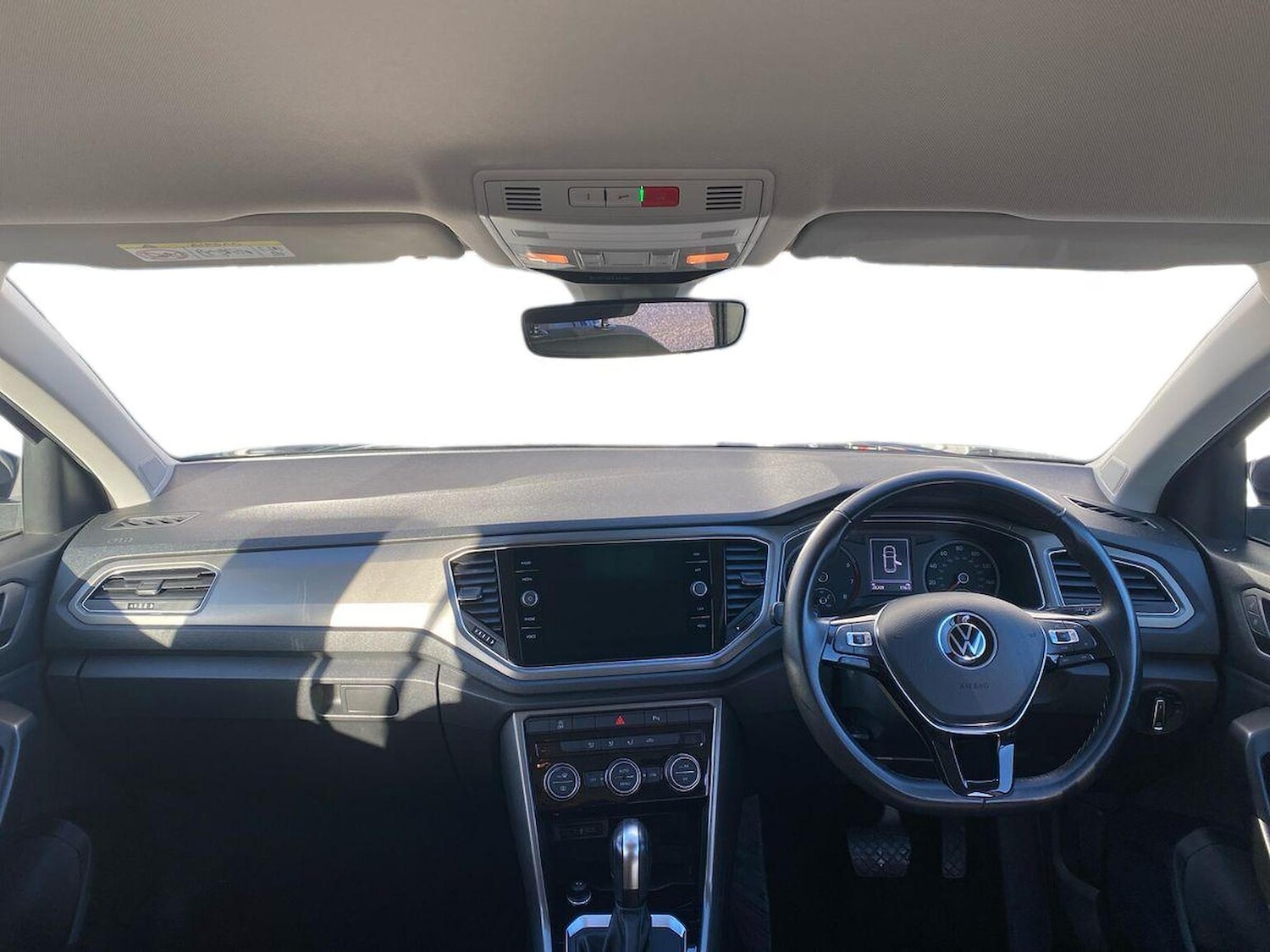 Used Volkswagen T-Roc 2021 for sale - 76932290: Photo 6