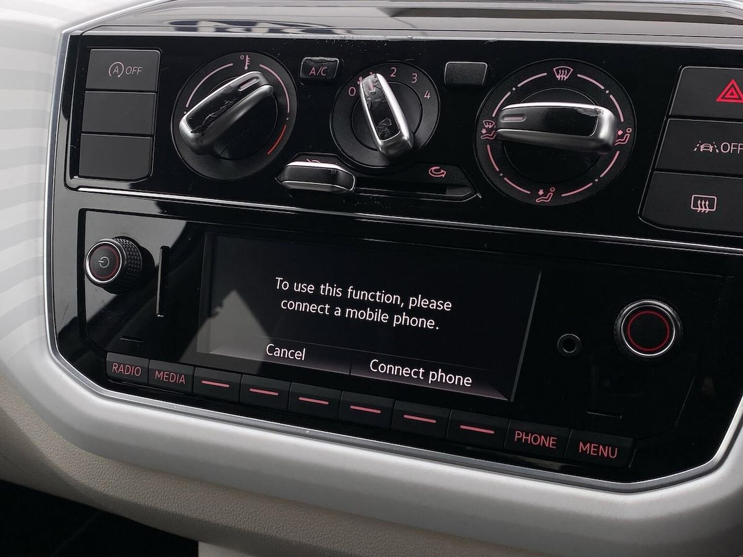 Used Volkswagen up! 2021 for sale - 76885047: Photo 17